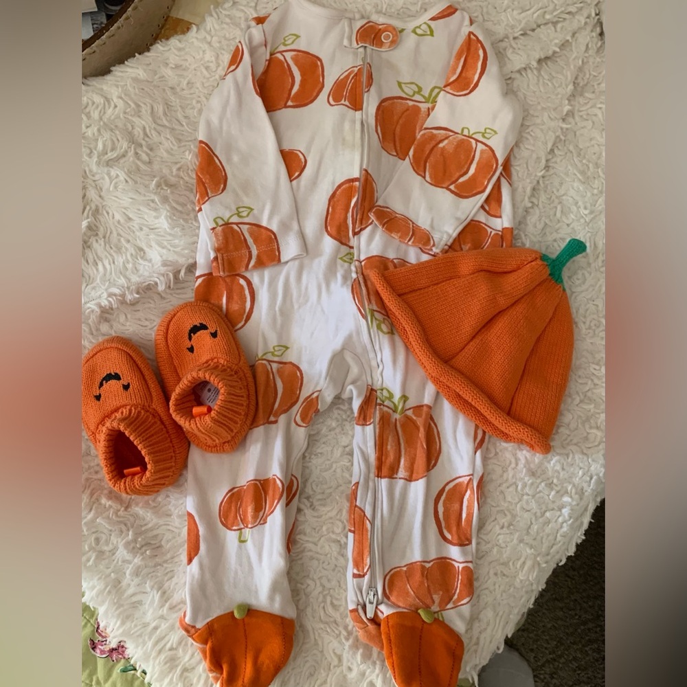 Carter’s Halloween Outfit